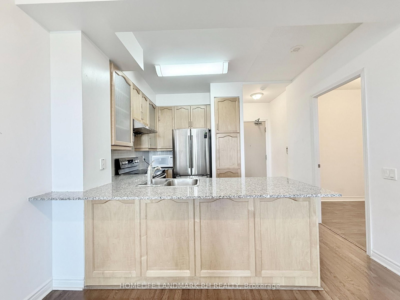 60 Byng Avenue, Unit 908 - Photo 9