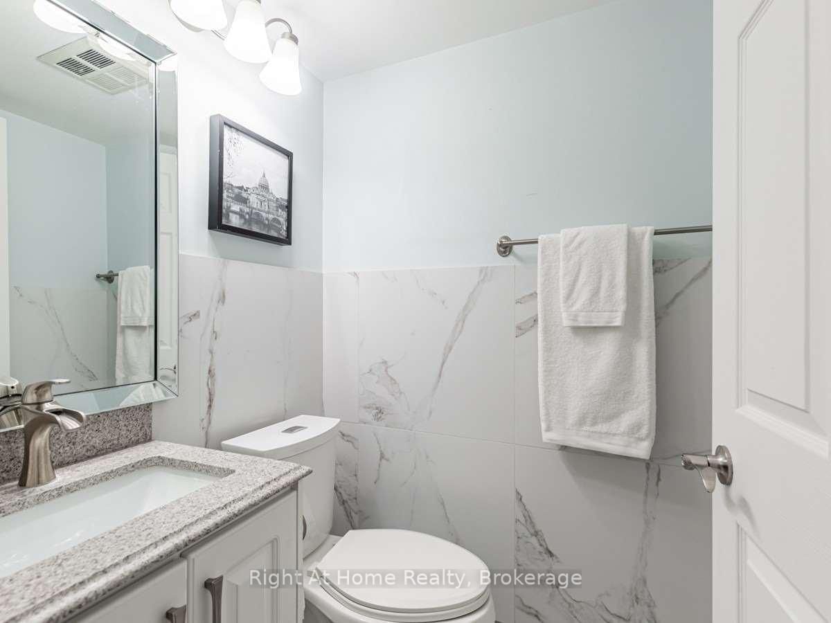 24 Wellesley Street W, Unit 513 - Photo 21