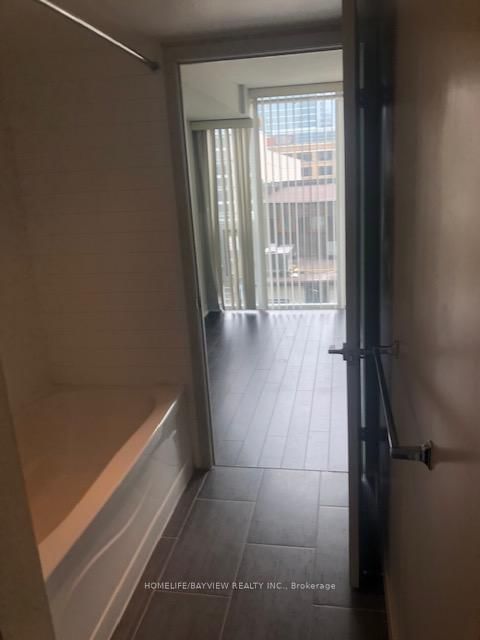 21 Nelson Street, Unit 528 - Photo 14