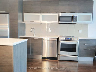 6704-388 Yonge Street, Toronto, Ontario