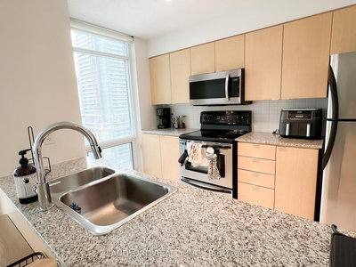 2203-11 Brunel Court, Toronto, Ontario image-0-3