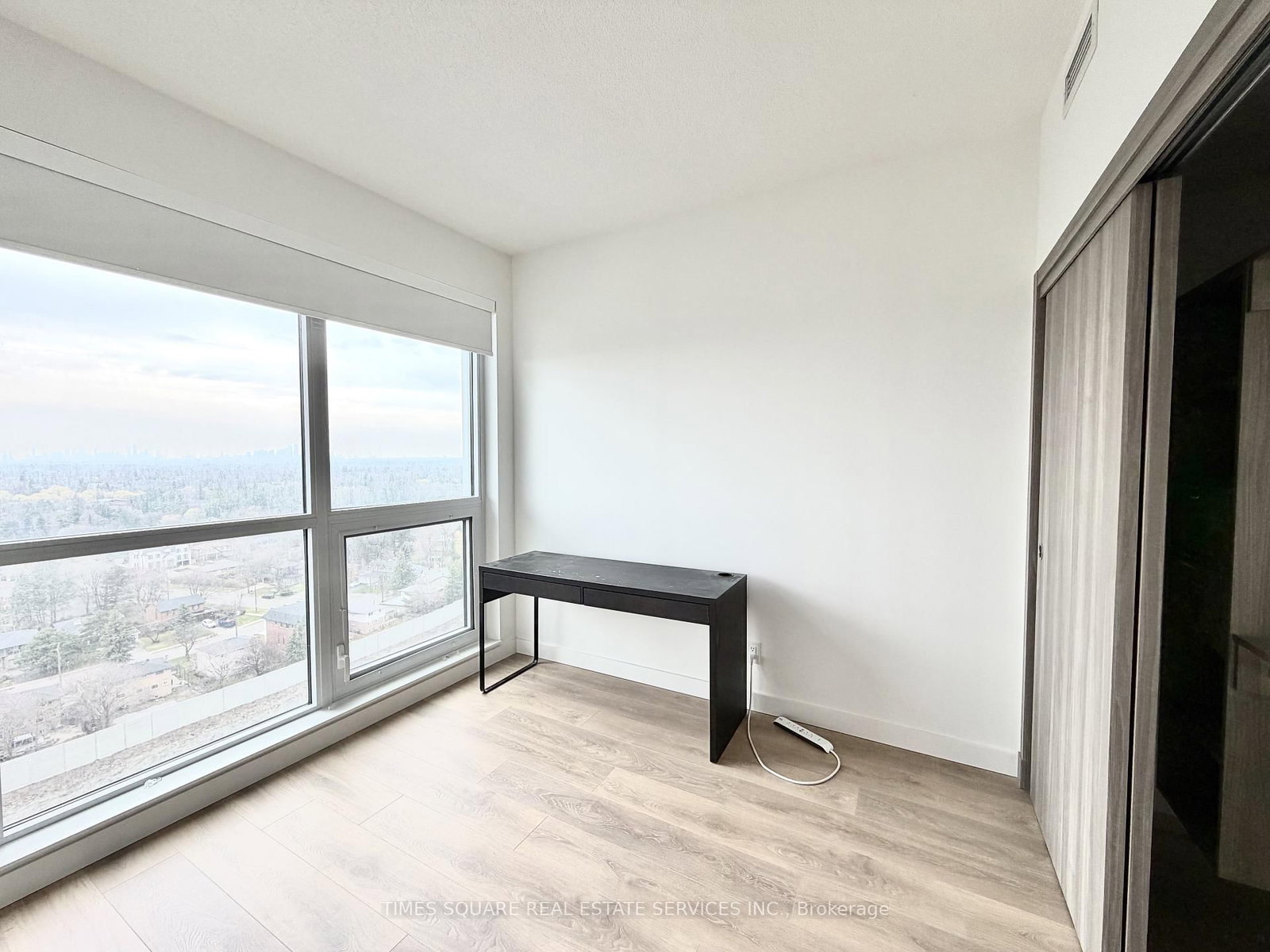 27 McMahon Drive, Unit 2203 - Photo 12