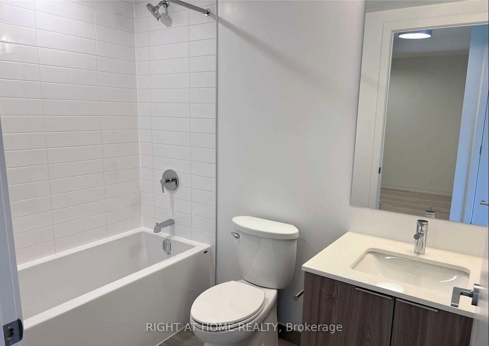 357 King Street W, Unit 708 - Photo 5