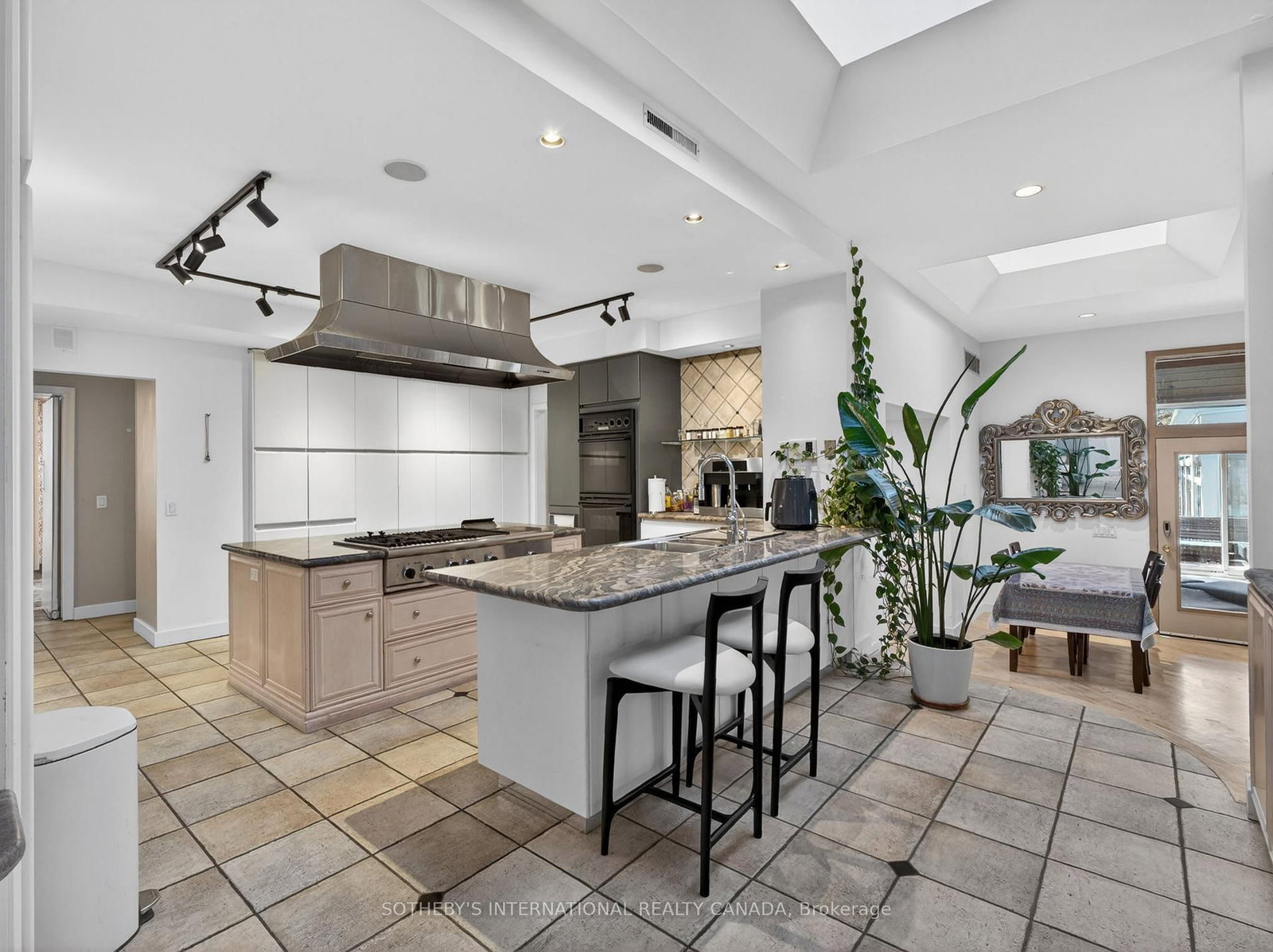 39 Burton Road - Photo 9