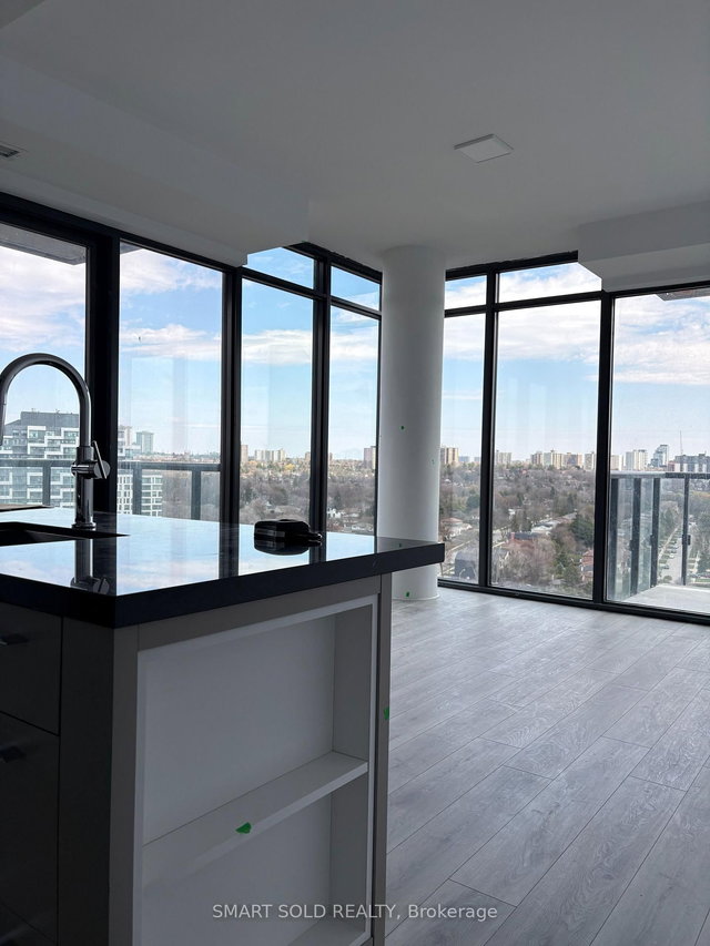 1803 - 29 Green Trail Crescent