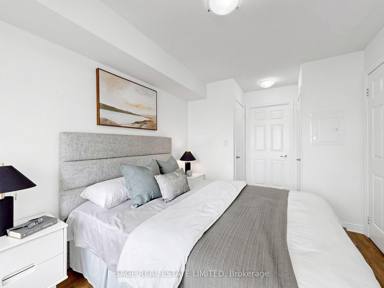 225 Wellesley Street E, Unit 811 - Photo 15