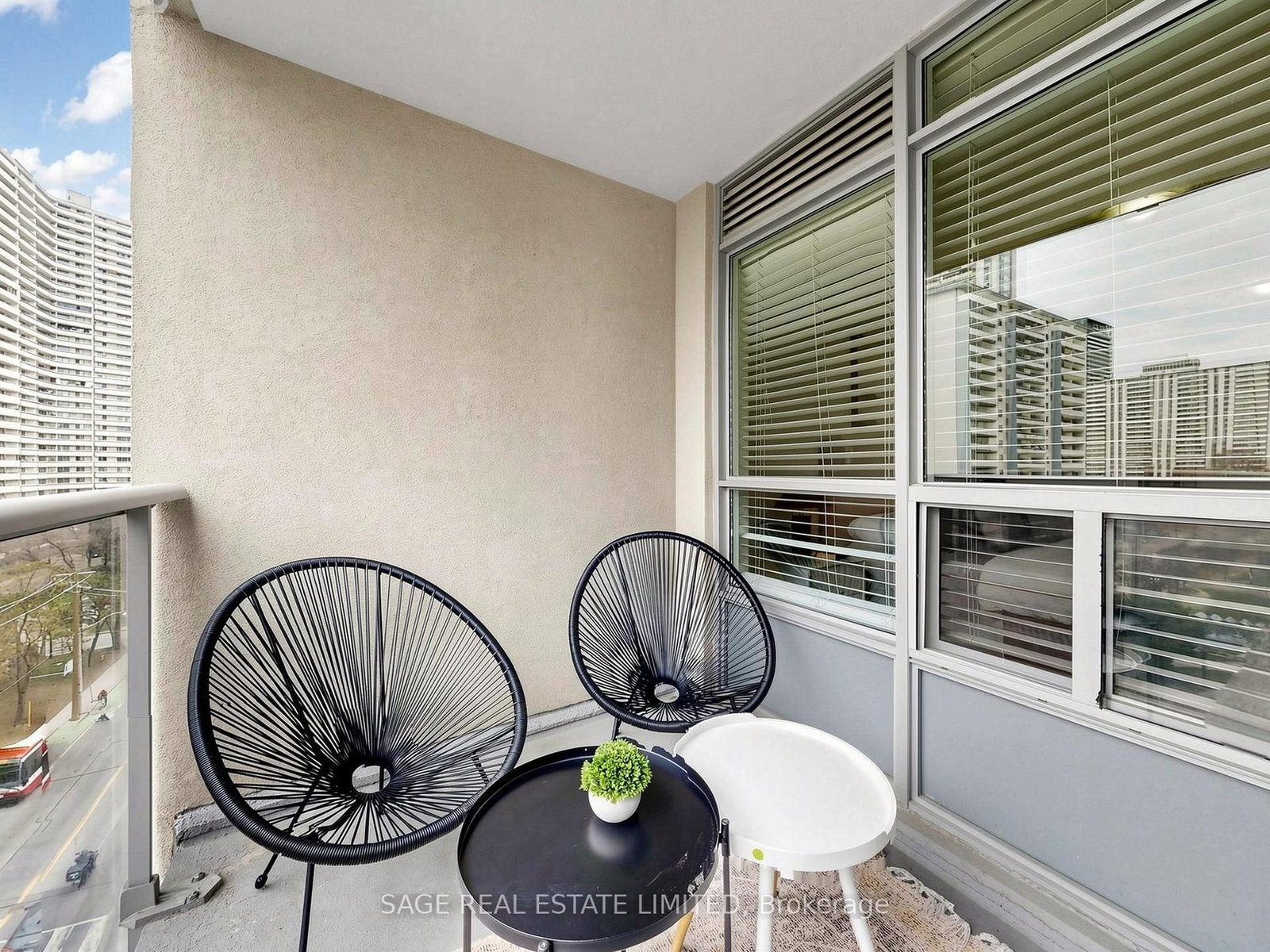 225 Wellesley Street E, Unit 811 - Photo 24