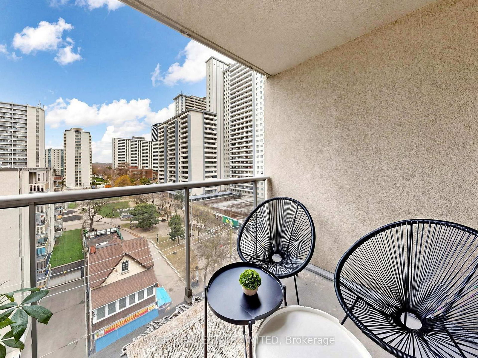 225 Wellesley Street E, Unit 811 - Photo 25