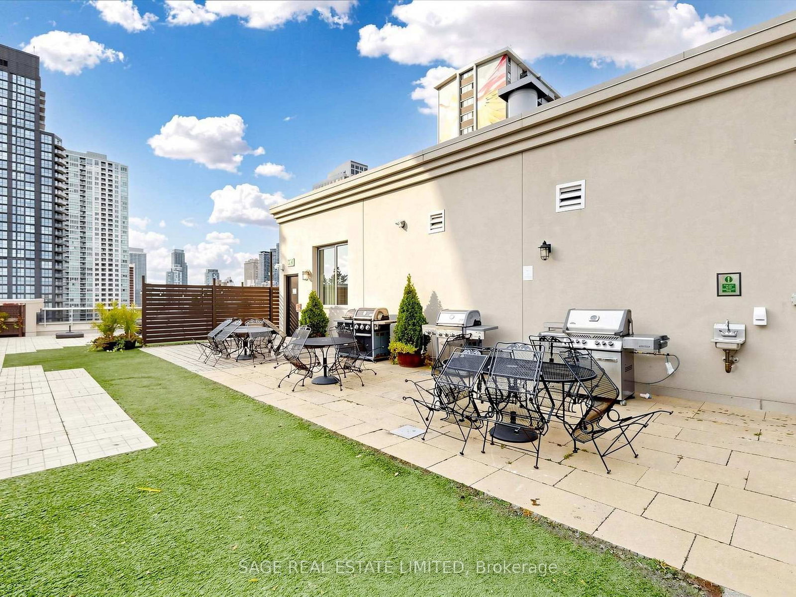 225 Wellesley Street E, Unit 811 - Photo 44