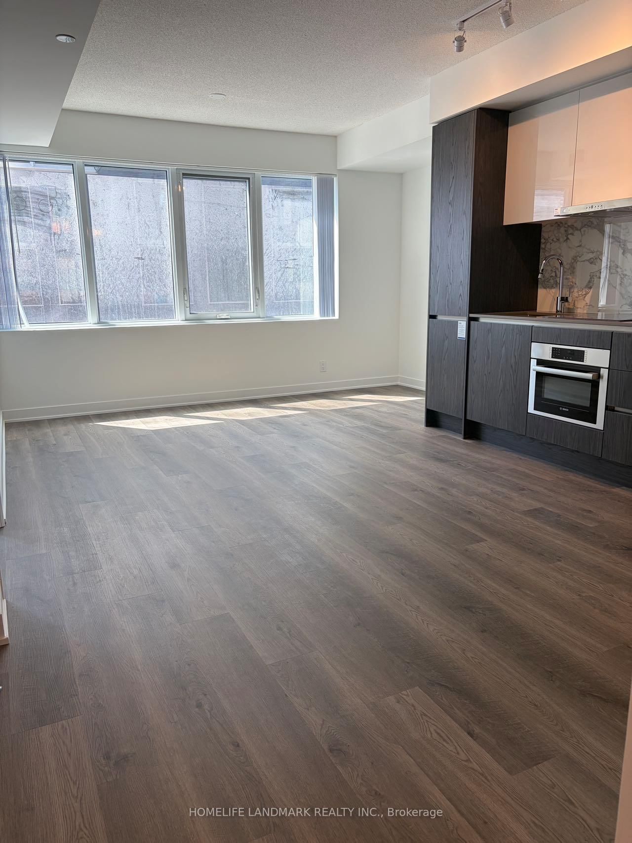 180 Front Street E, Unit 916 - Photo 10