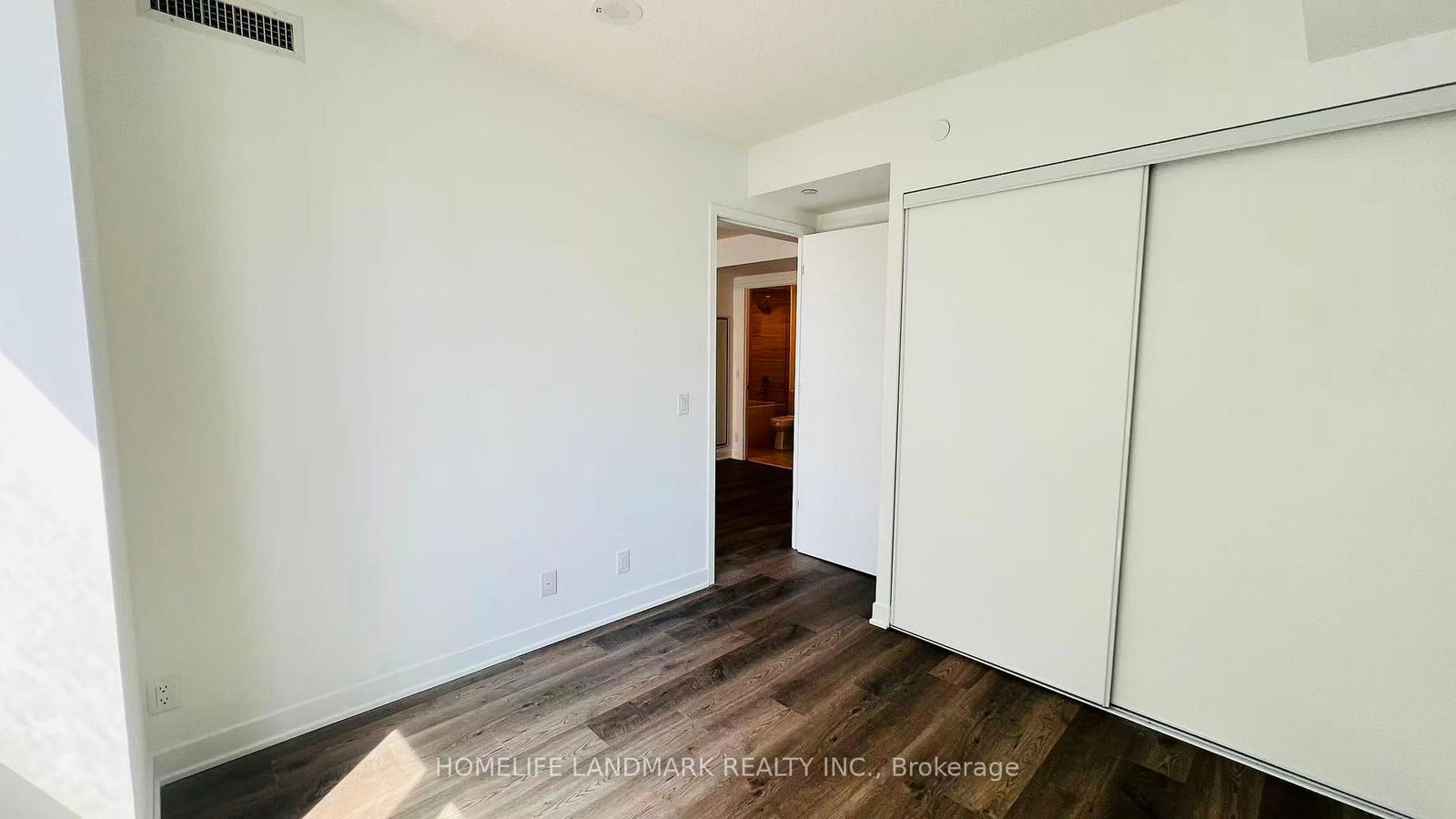 180 Front Street E, Unit 916 - Photo 17