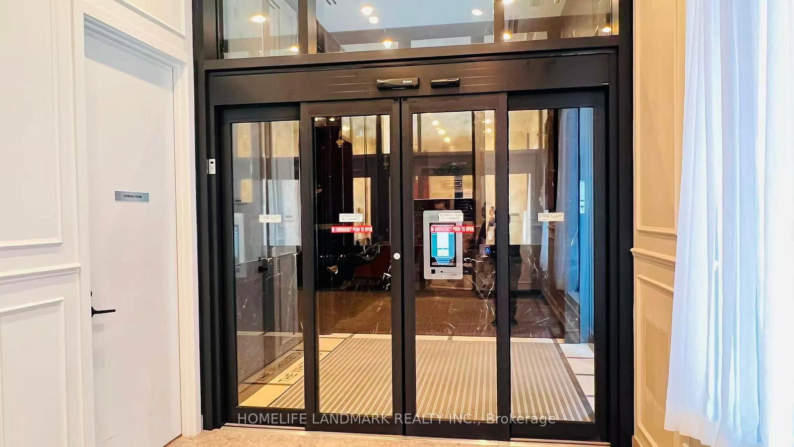 180 Front Street E, Unit 916 - Photo 2