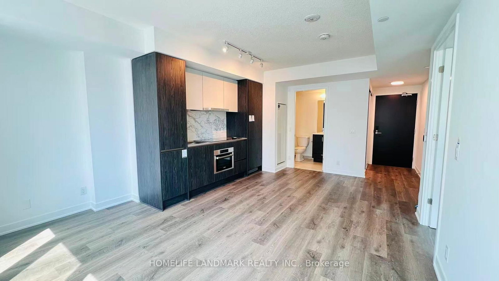 180 Front Street E, Unit 916 - Photo 9