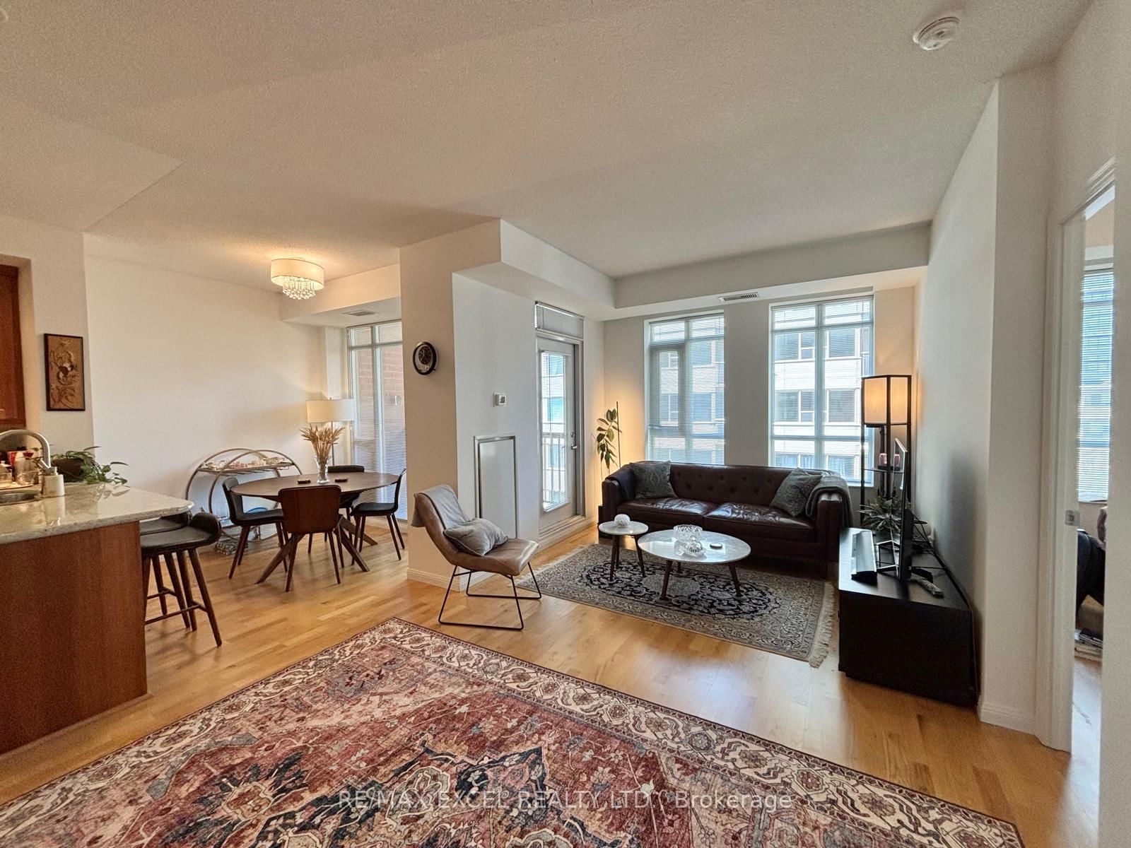 900 Mount Pleasant Road, Unit 426 - Photo 2