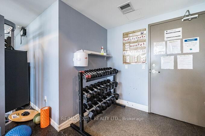 900 Mount Pleasant Road, Unit 426 - Photo 32