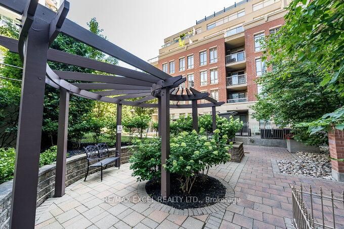 900 Mount Pleasant Road, Unit 426 - Photo 35