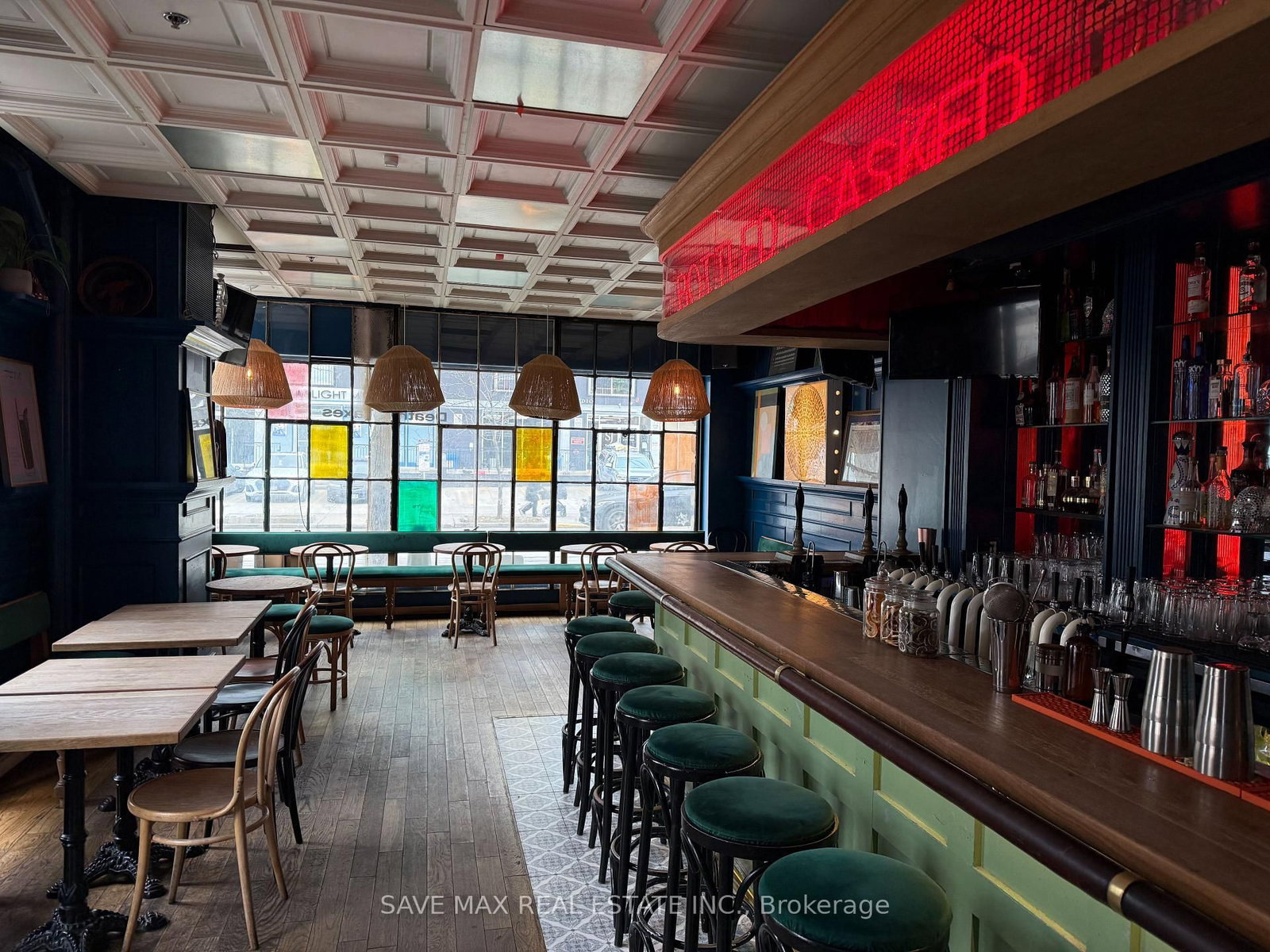 1154 W Queen Street W - Photo 3