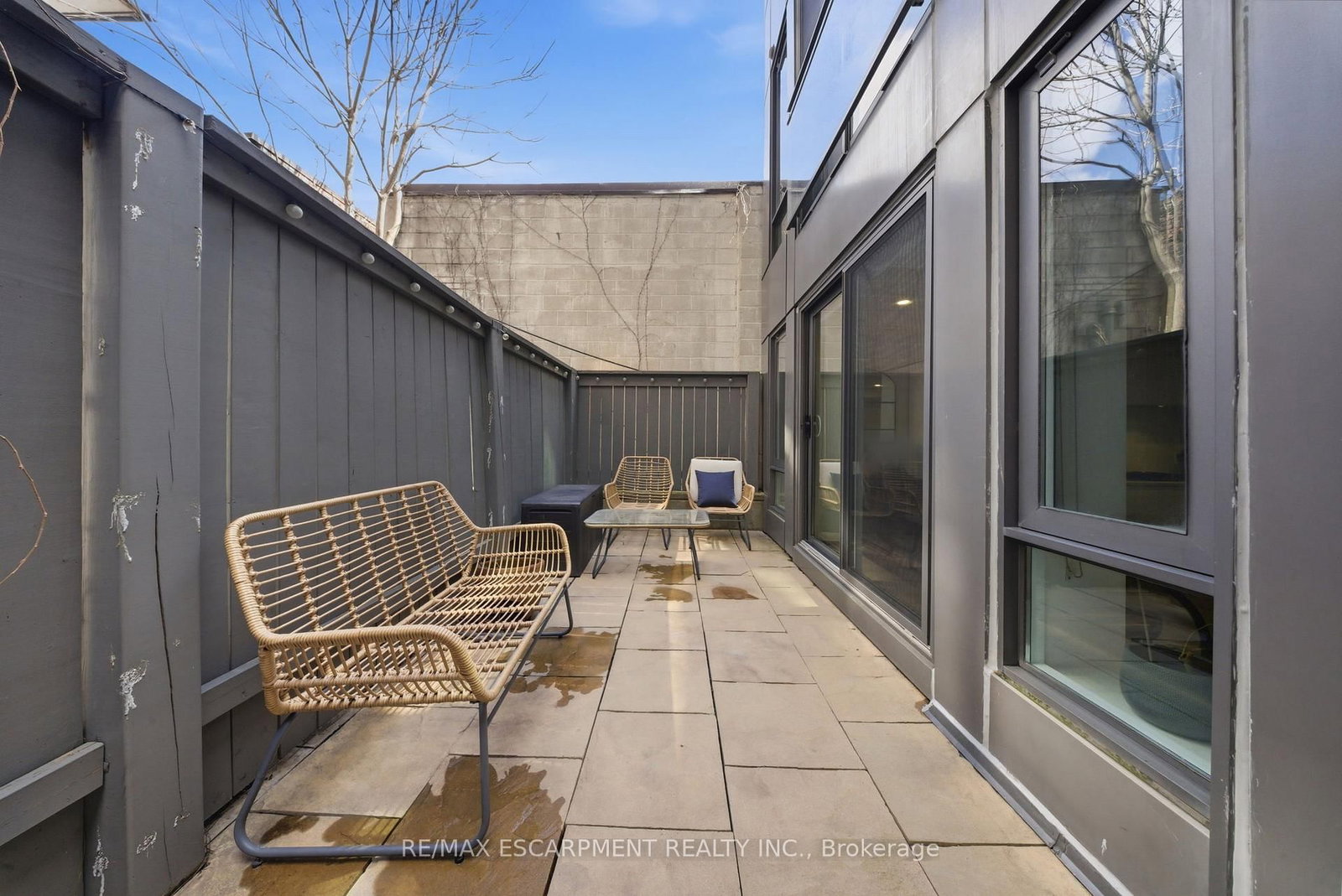 127 Queen Street E, Unit TH1 - Photo 17