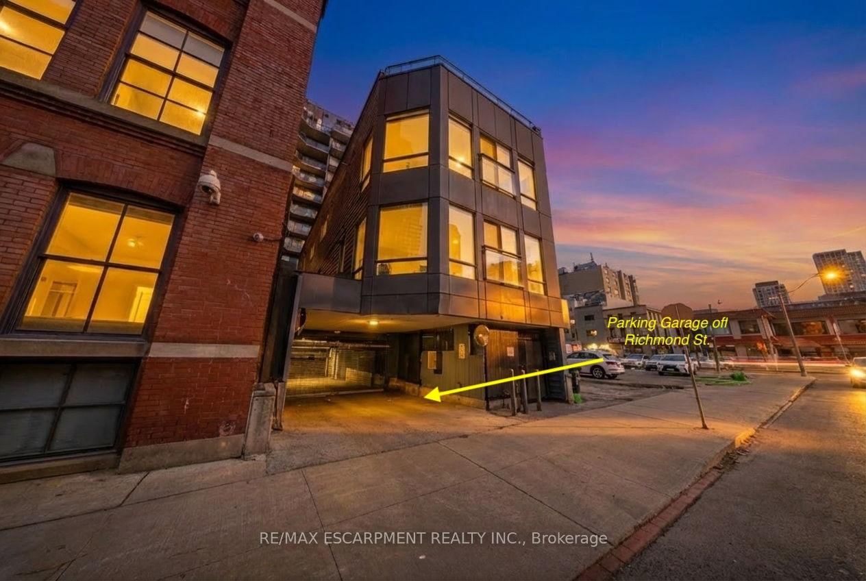 127 Queen Street E, Unit TH1 - Photo 9