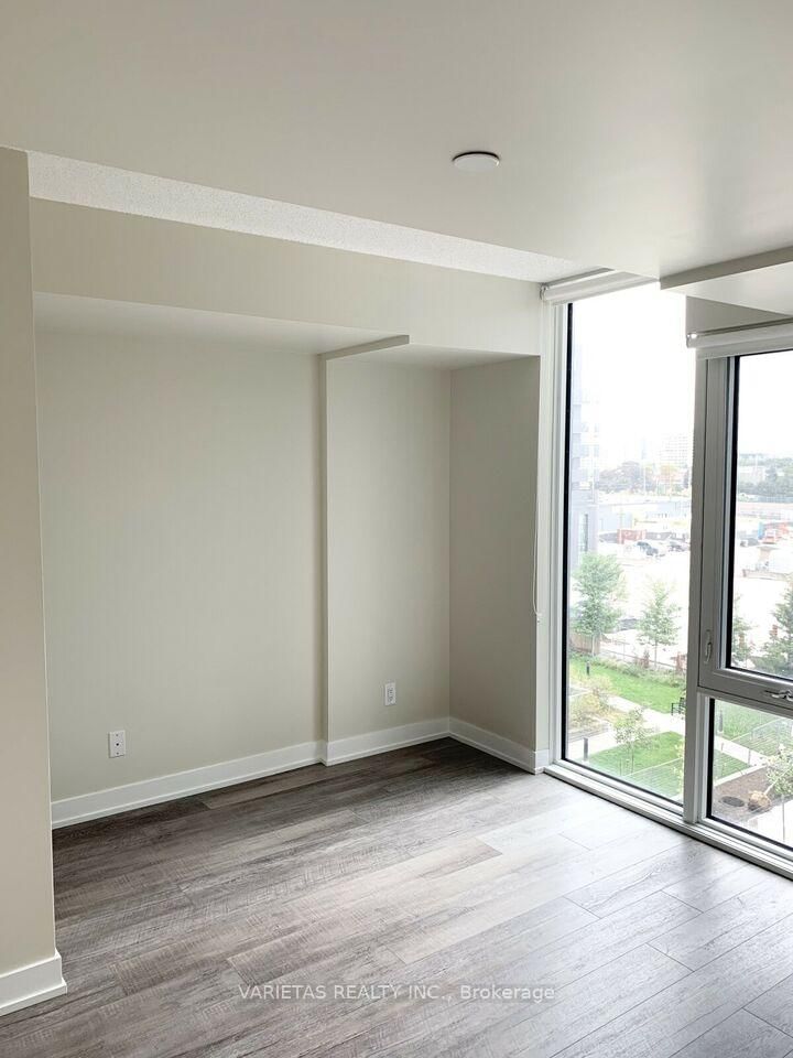 38 Monte Kwinter Court, Unit 525 - Photo 8