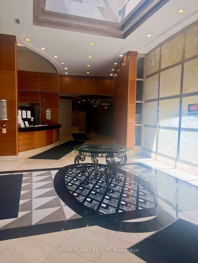 1516 - 155 Beecroft Road