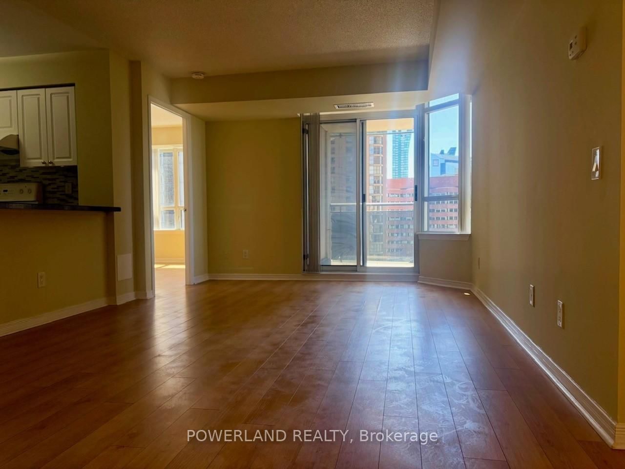 155 Beecroft Road, Unit 1516 - Photo 6