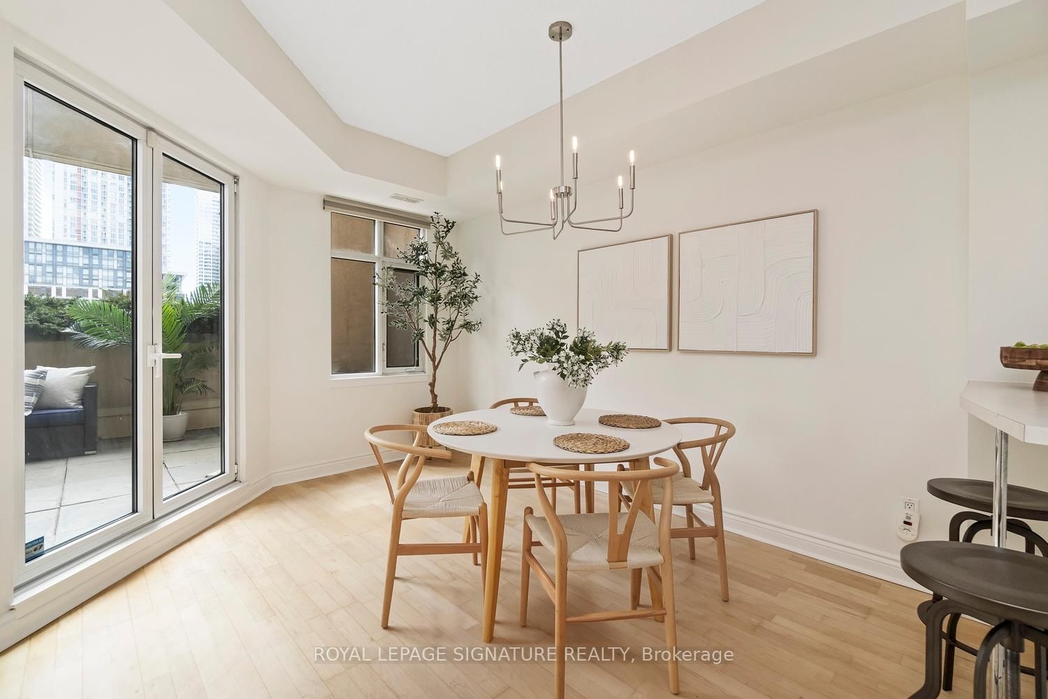 550 Front Street W, Unit 207 - Photo 14