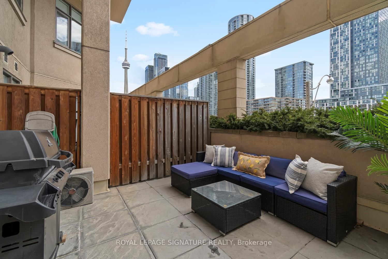 550 Front Street W, Unit 207 - Photo 16