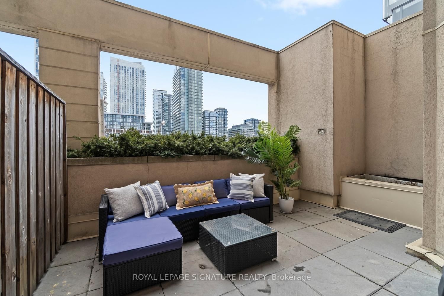 550 Front Street W, Unit 207 - Photo 17