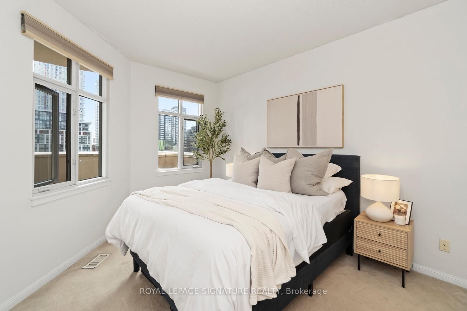 550 Front Street W, Unit 207 - Photo 23