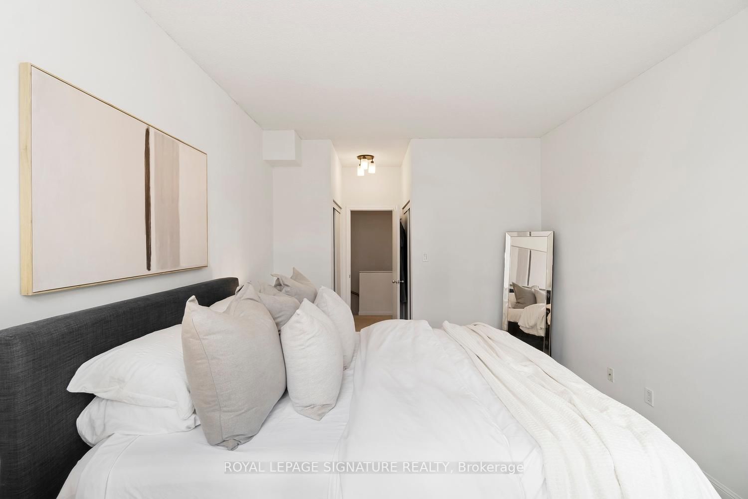 550 Front Street W, Unit 207 - Photo 26