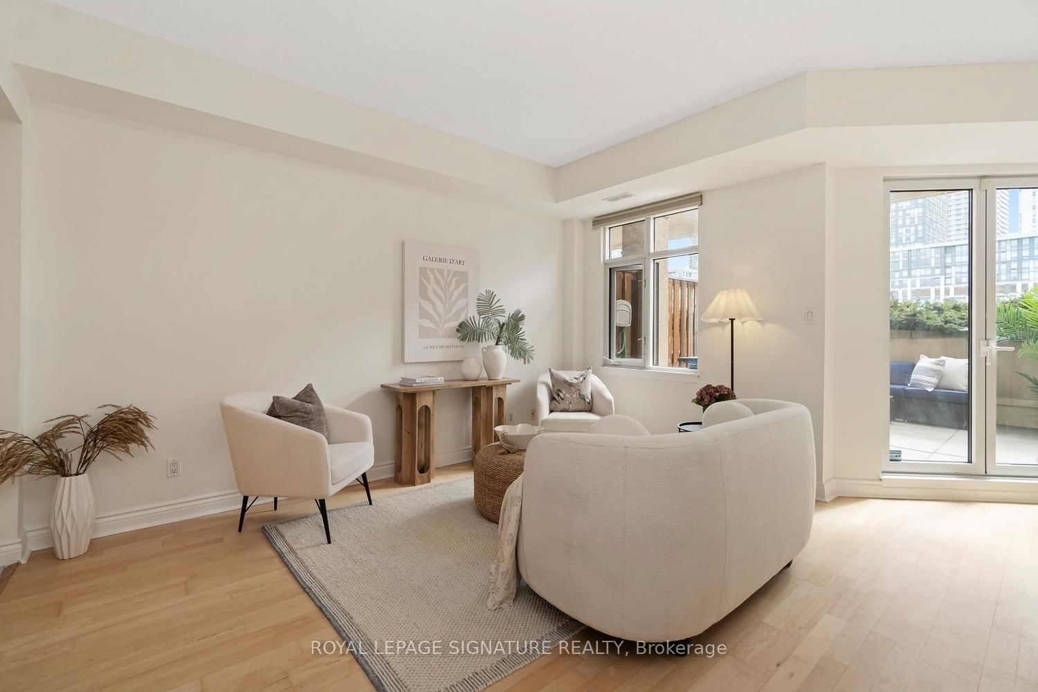 550 Front Street W, Unit 207 - Photo 5