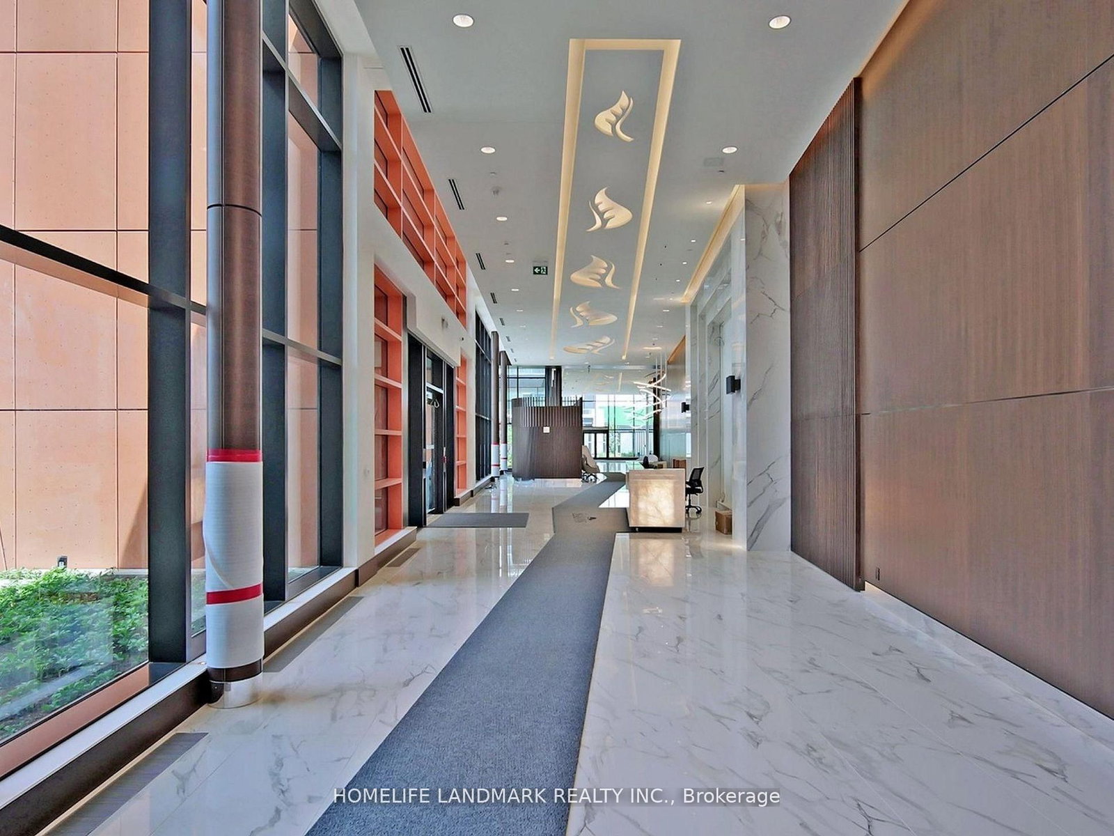 95 Mcmahon Drive, Unit 902 - Photo 2