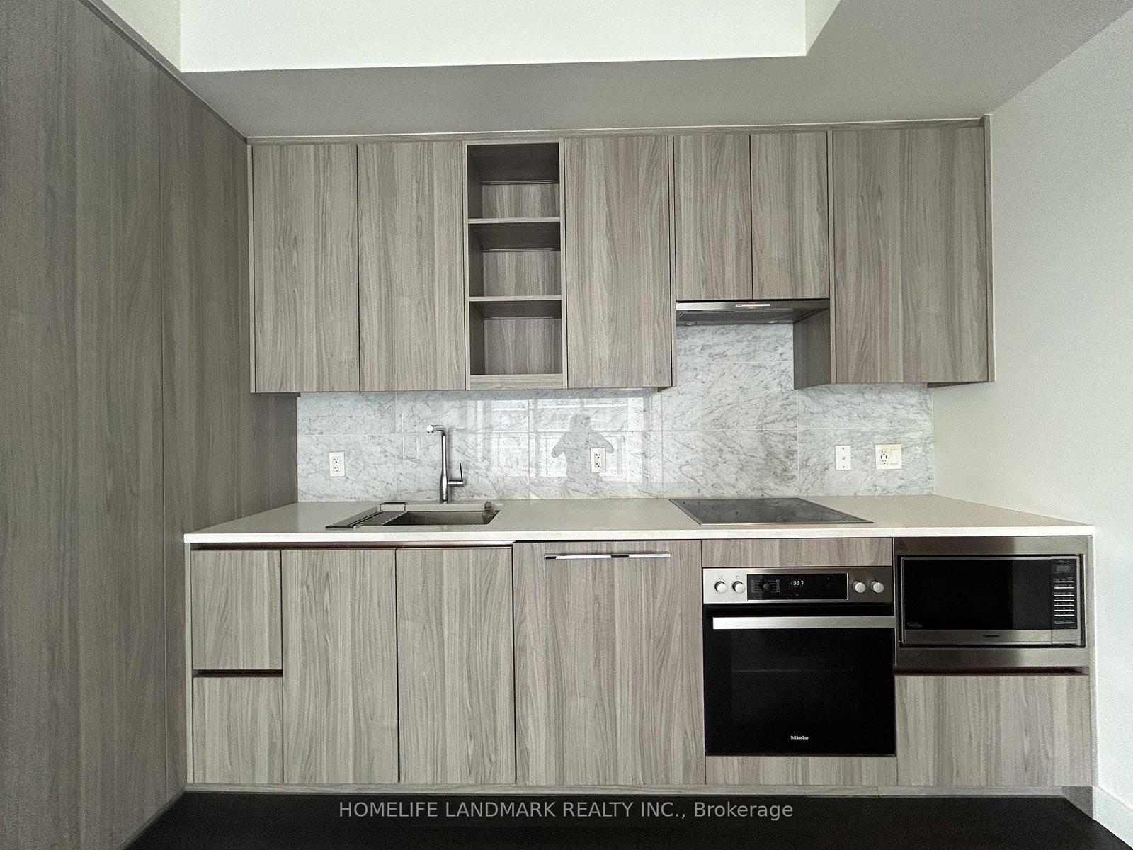 95 Mcmahon Drive, Unit 902 - Photo 5