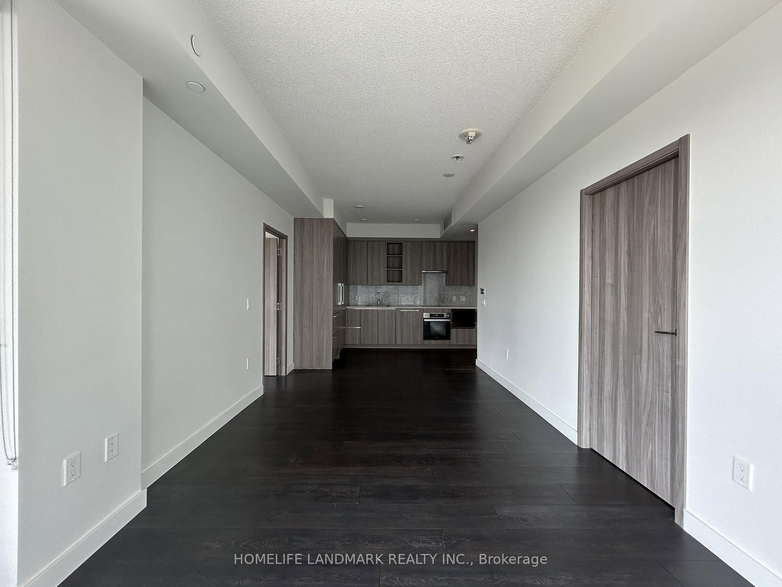 95 Mcmahon Drive, Unit 902 - Photo 7