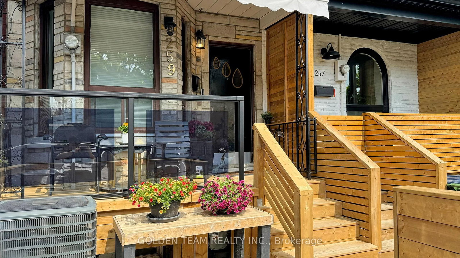 259 Claremont Street - Photo 4