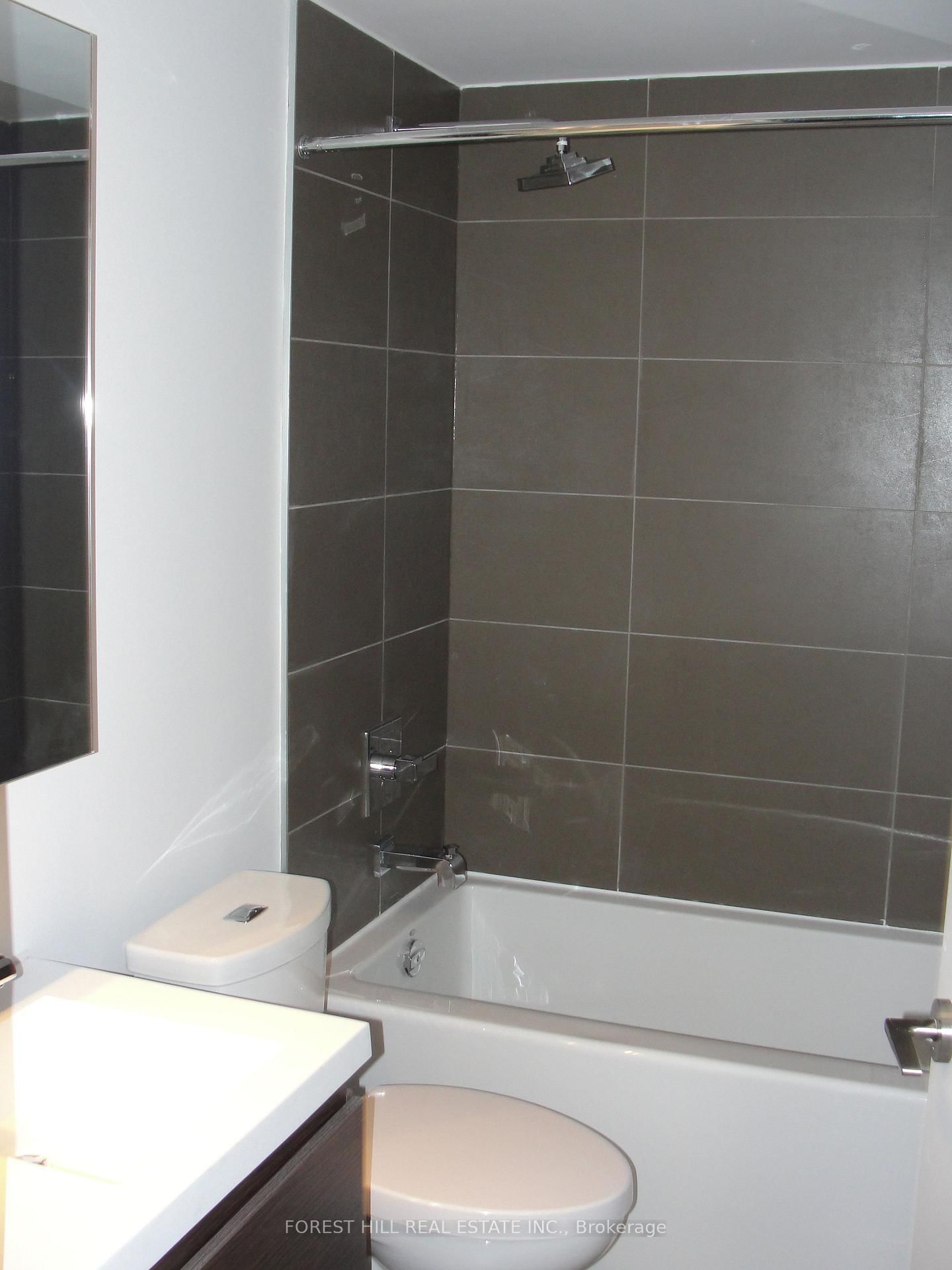 1030 King Street W, Unit 1012 - Photo 4