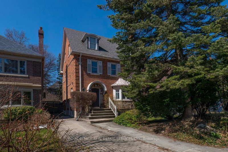 416 Rosemary Rd, Toronto, M5P 3E5 | Image 2