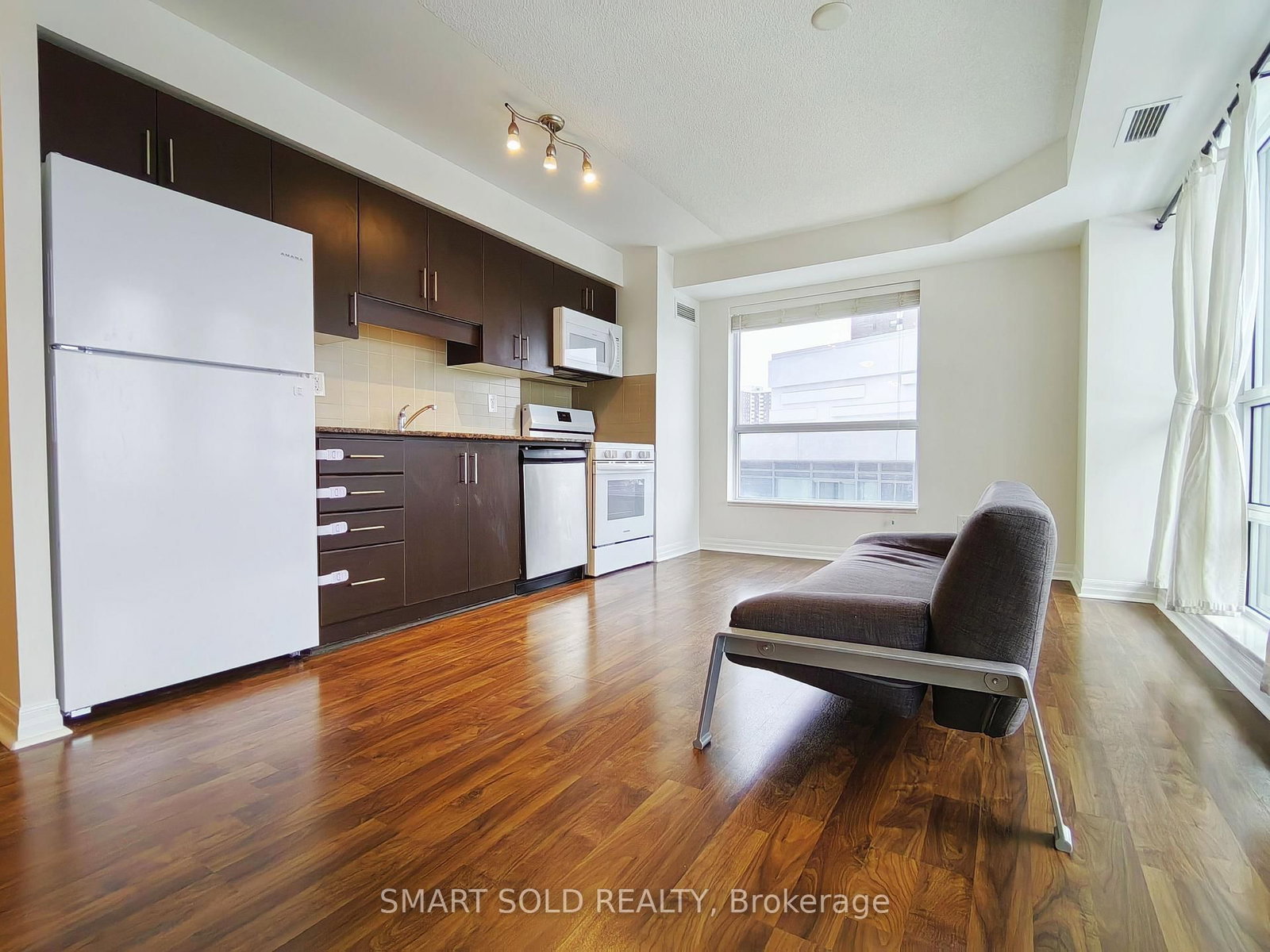 30 Herons Way, Unit 405 - Photo 4