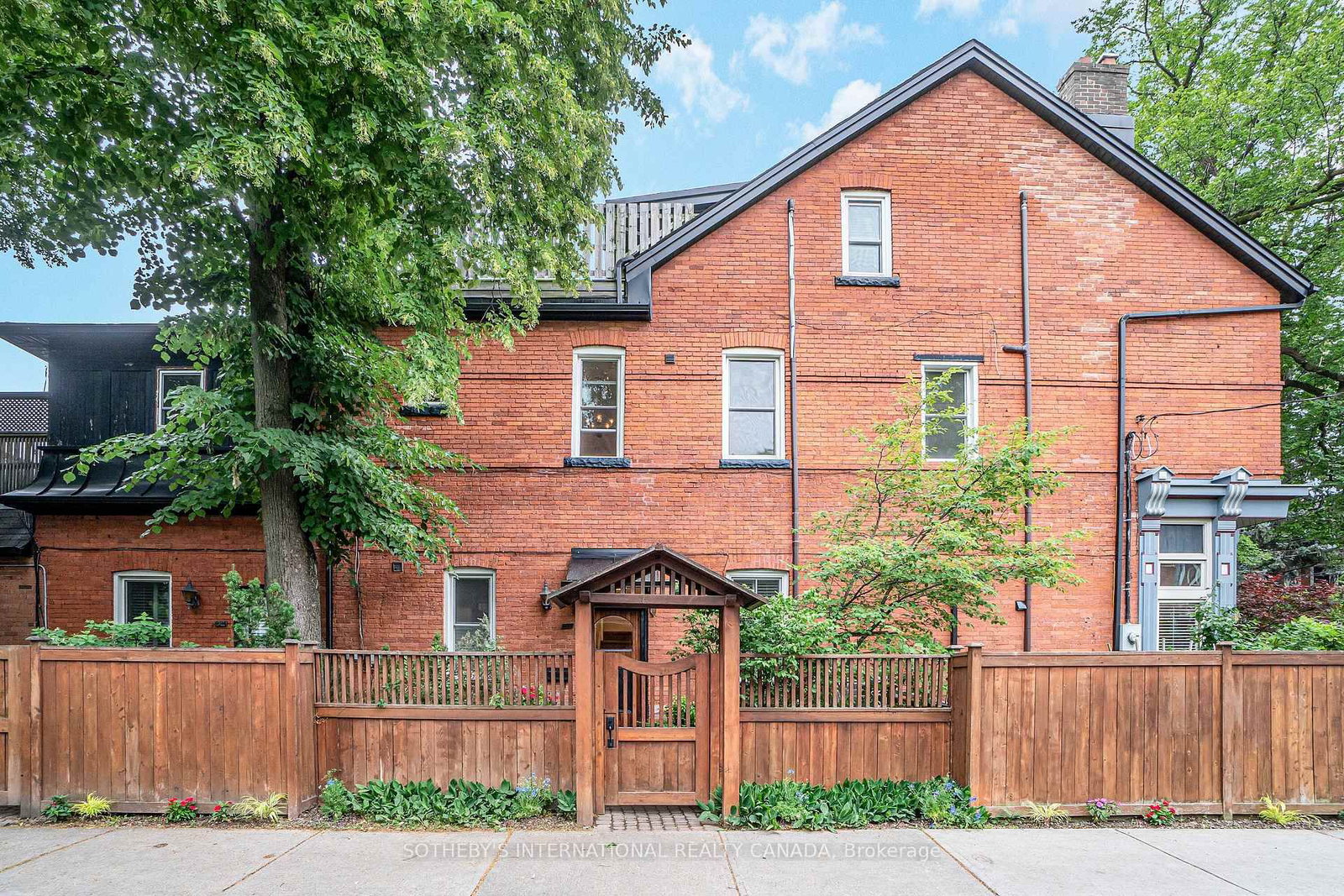 225 Major Street, Unit 3