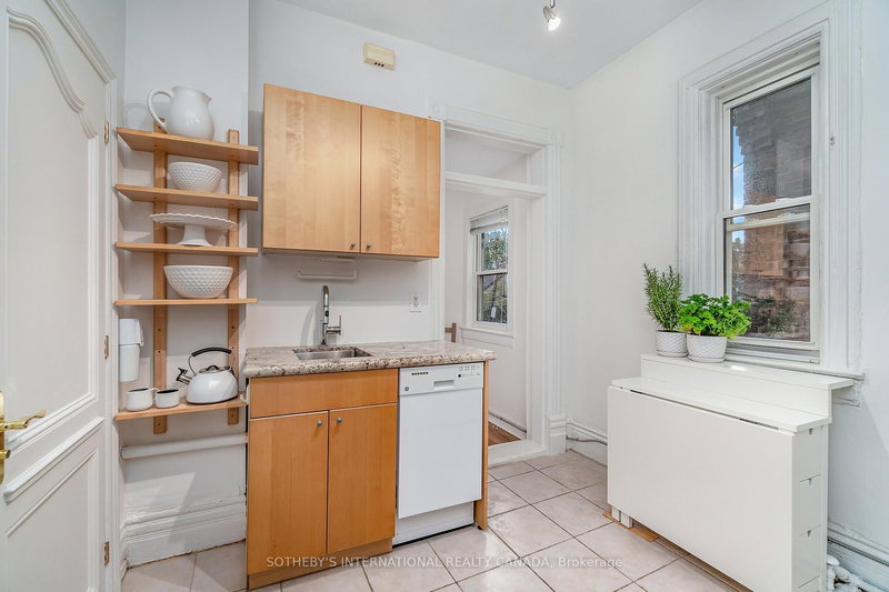 3 - 225 Major St, Toronto, M5S 2L4 | Image 3