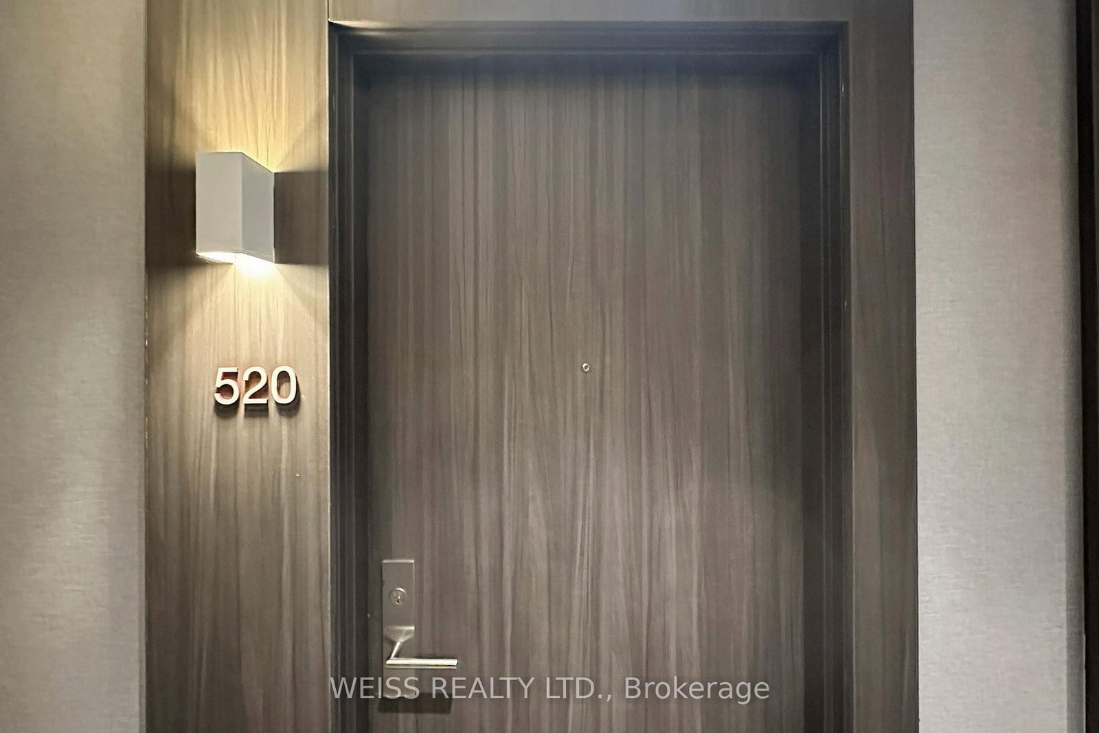 185 Roehampton Avenue, Unit 520 - Photo 17