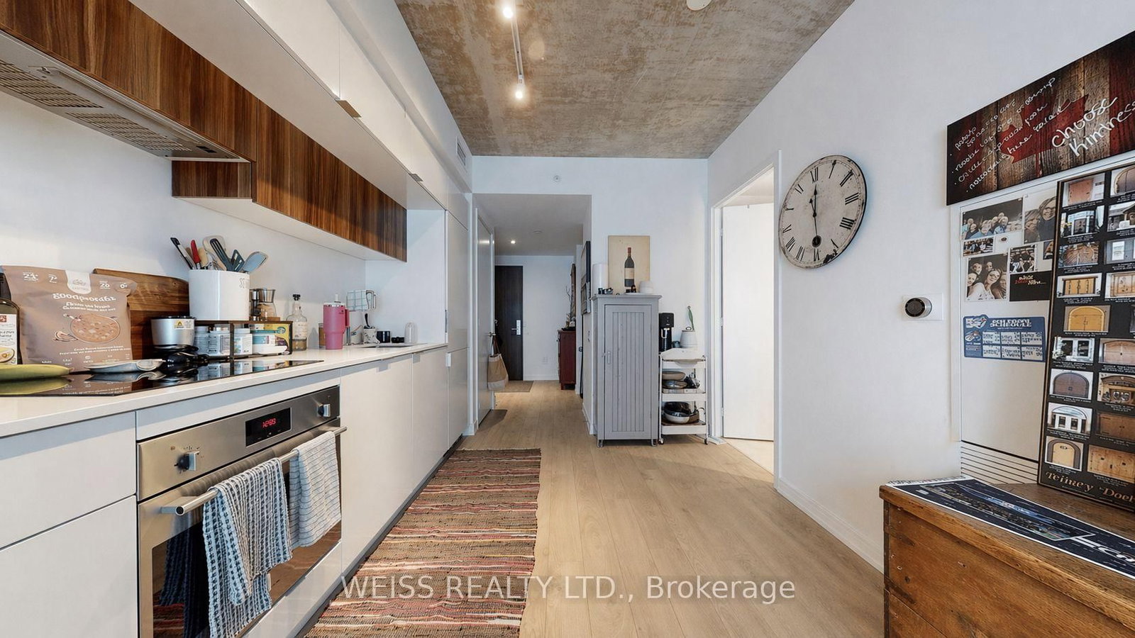 185 Roehampton Avenue, Unit 520 - Photo 25