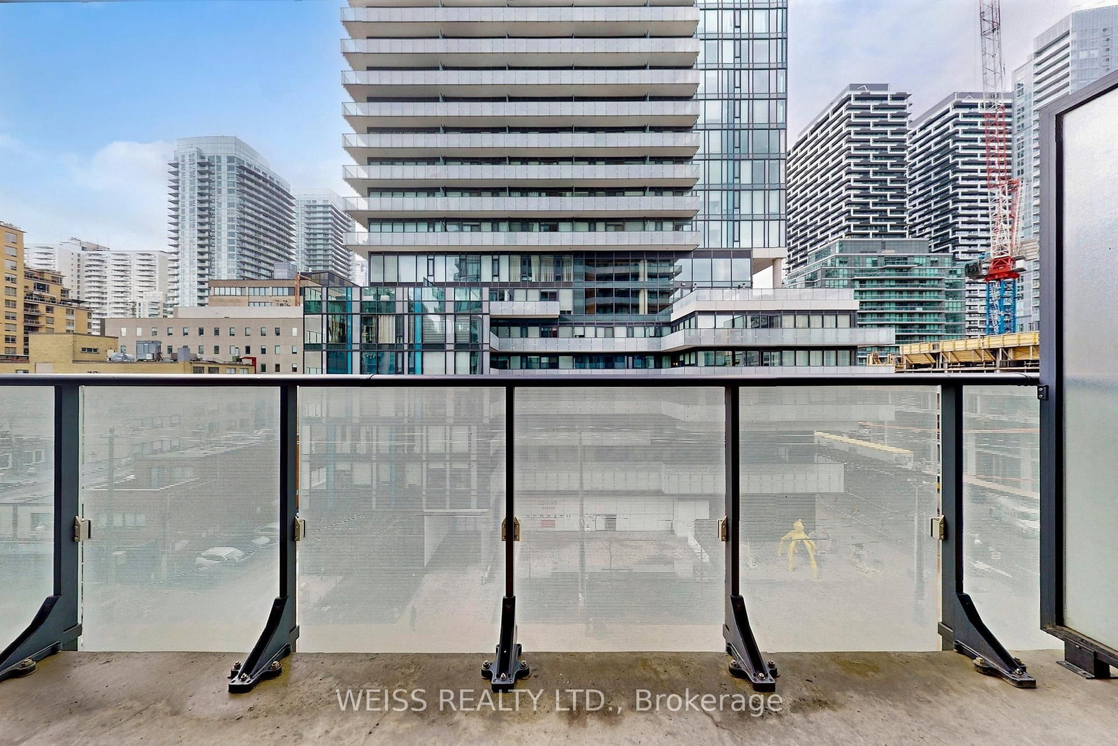 185 Roehampton Avenue, Unit 520 - Photo 35