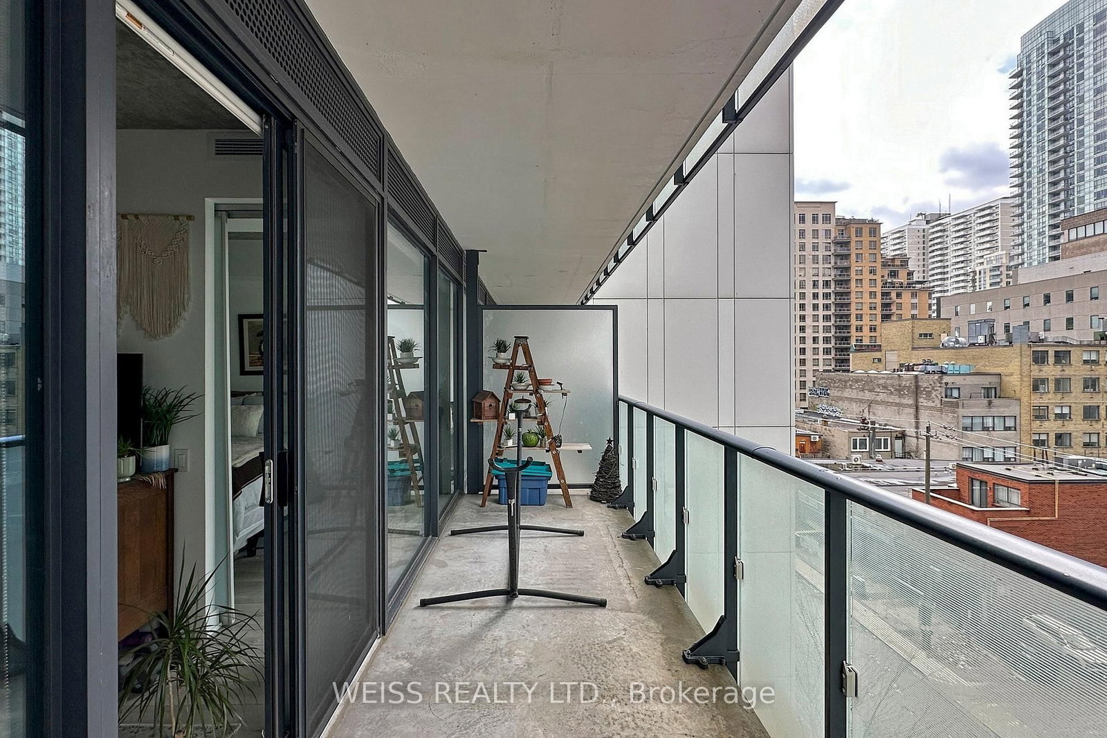 185 Roehampton Avenue, Unit 520 - Photo 37