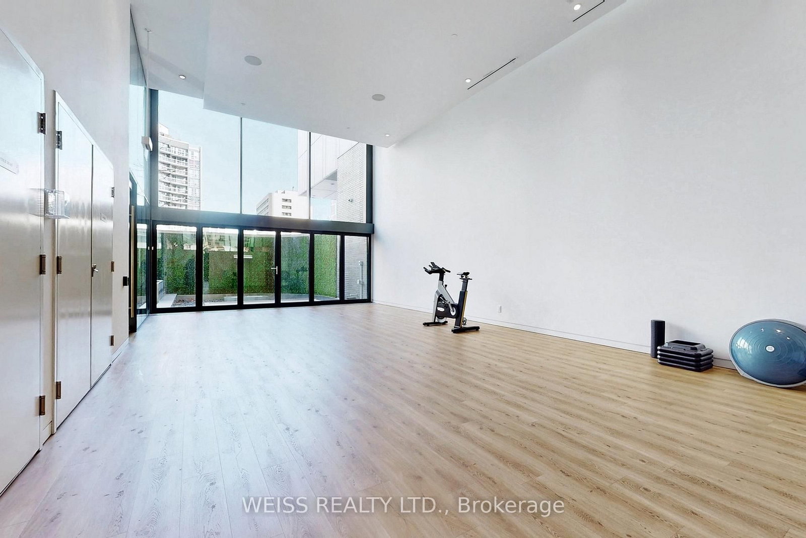 185 Roehampton Avenue, Unit 520 - Photo 43