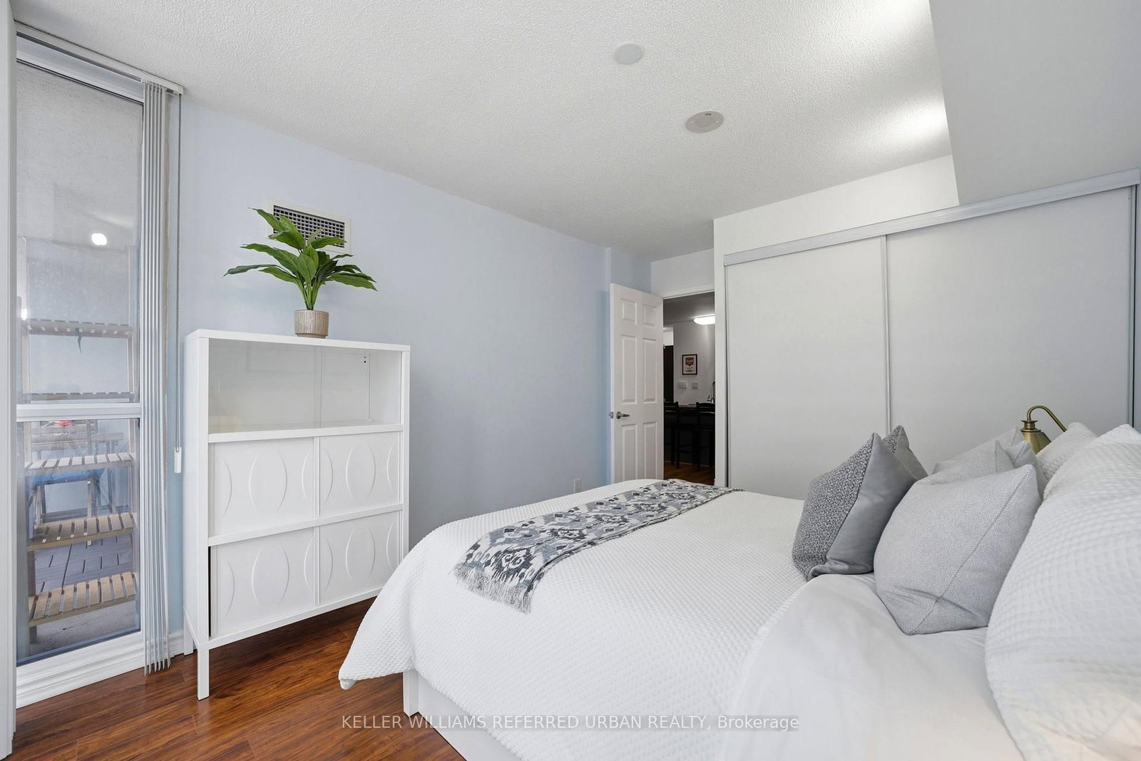 35 Hollywood Avenue, Unit 1616 - Photo 17