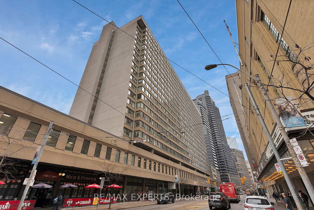 1114 - 45 Carlton Street
