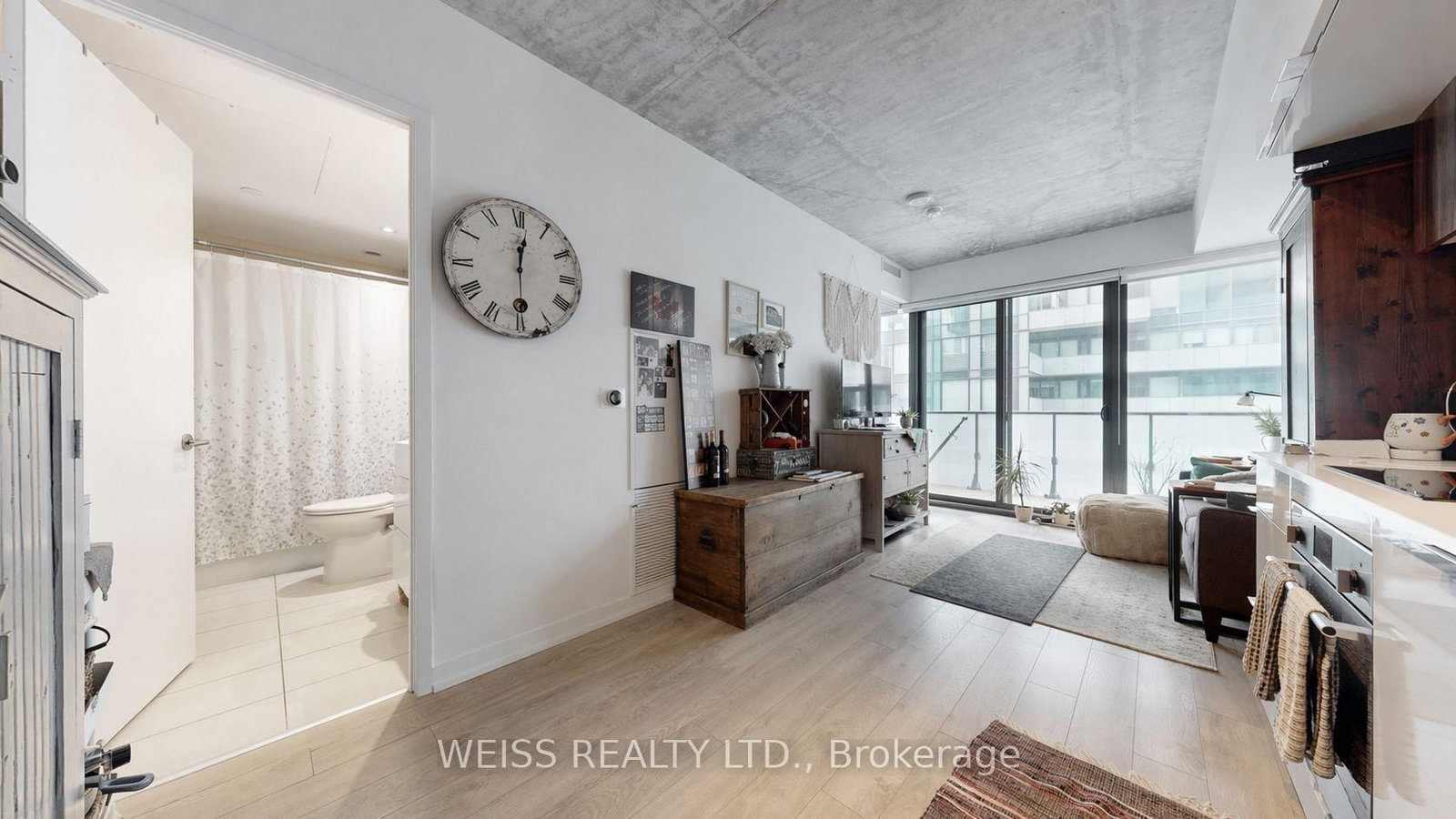 185 Roehampton Avenue, Unit 520 - Photo 20