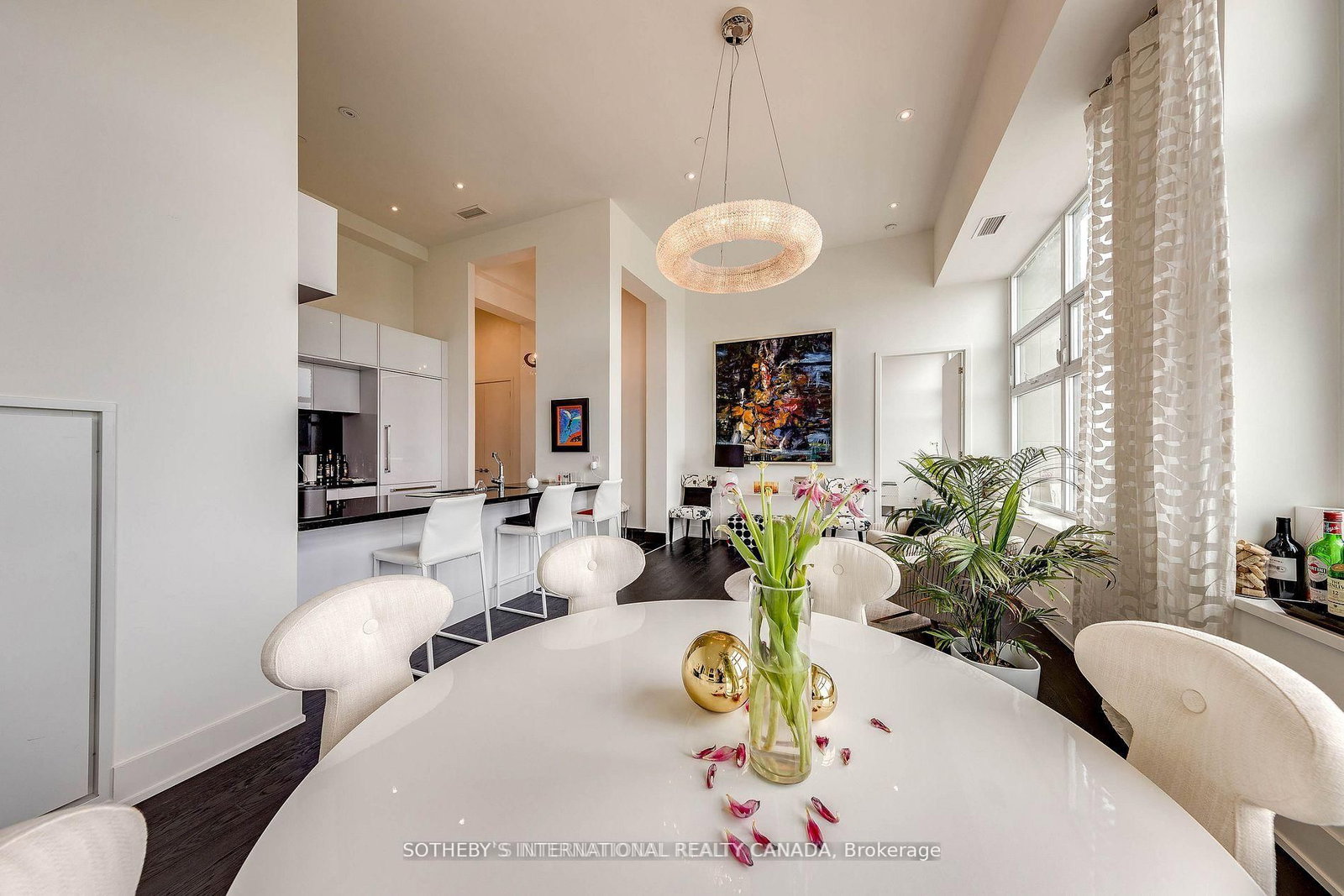 111 St Clair Avenue W, Unit 2009 - Photo 12